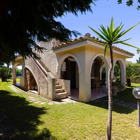 Luna Villa